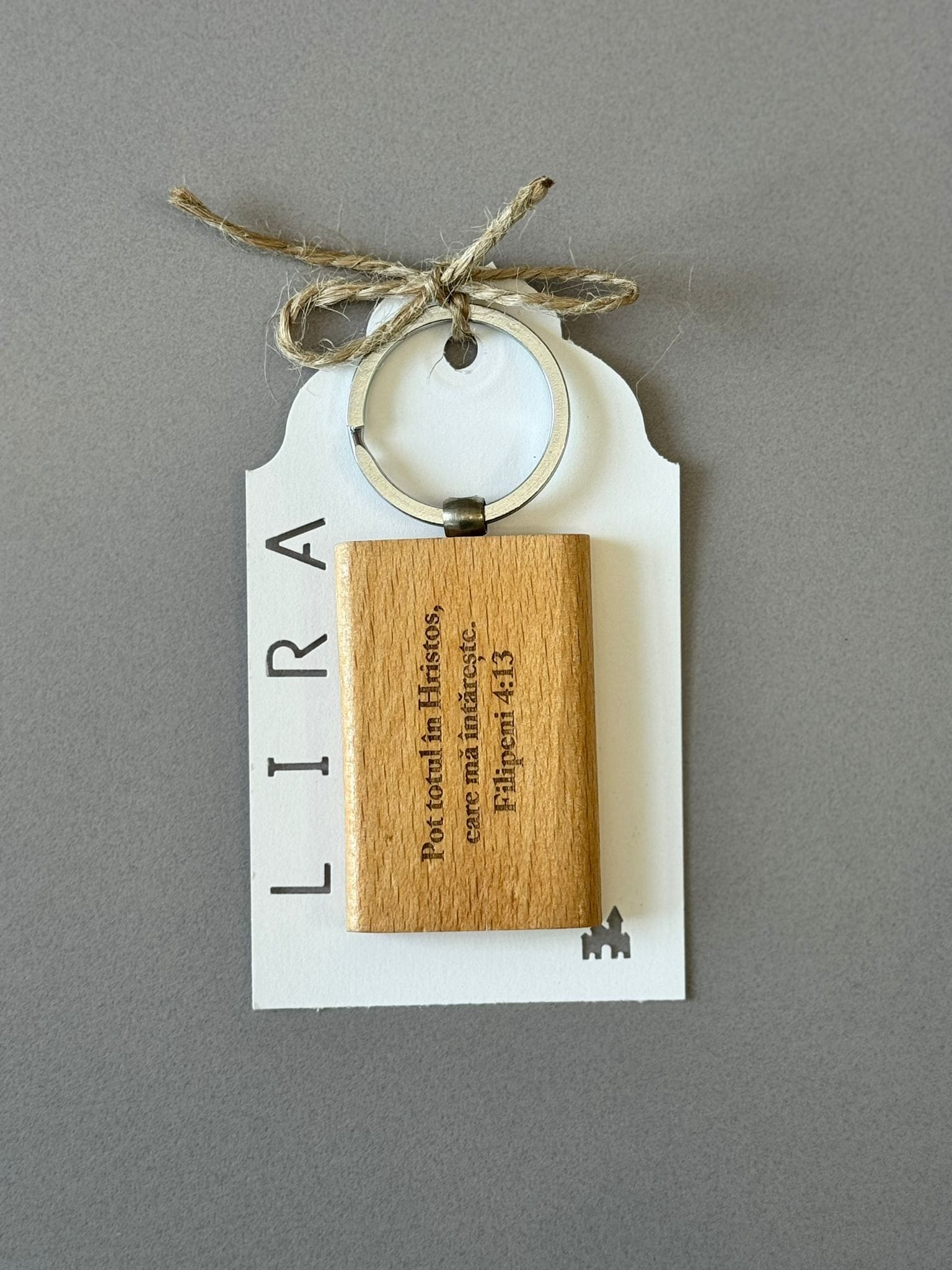 Breloc de lemn - Pot totul in Hristos - libraria Lira