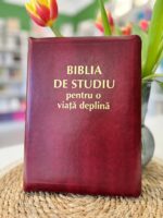 Biblia de studiu pentru o viata deplina - cu fermoar Burgundy